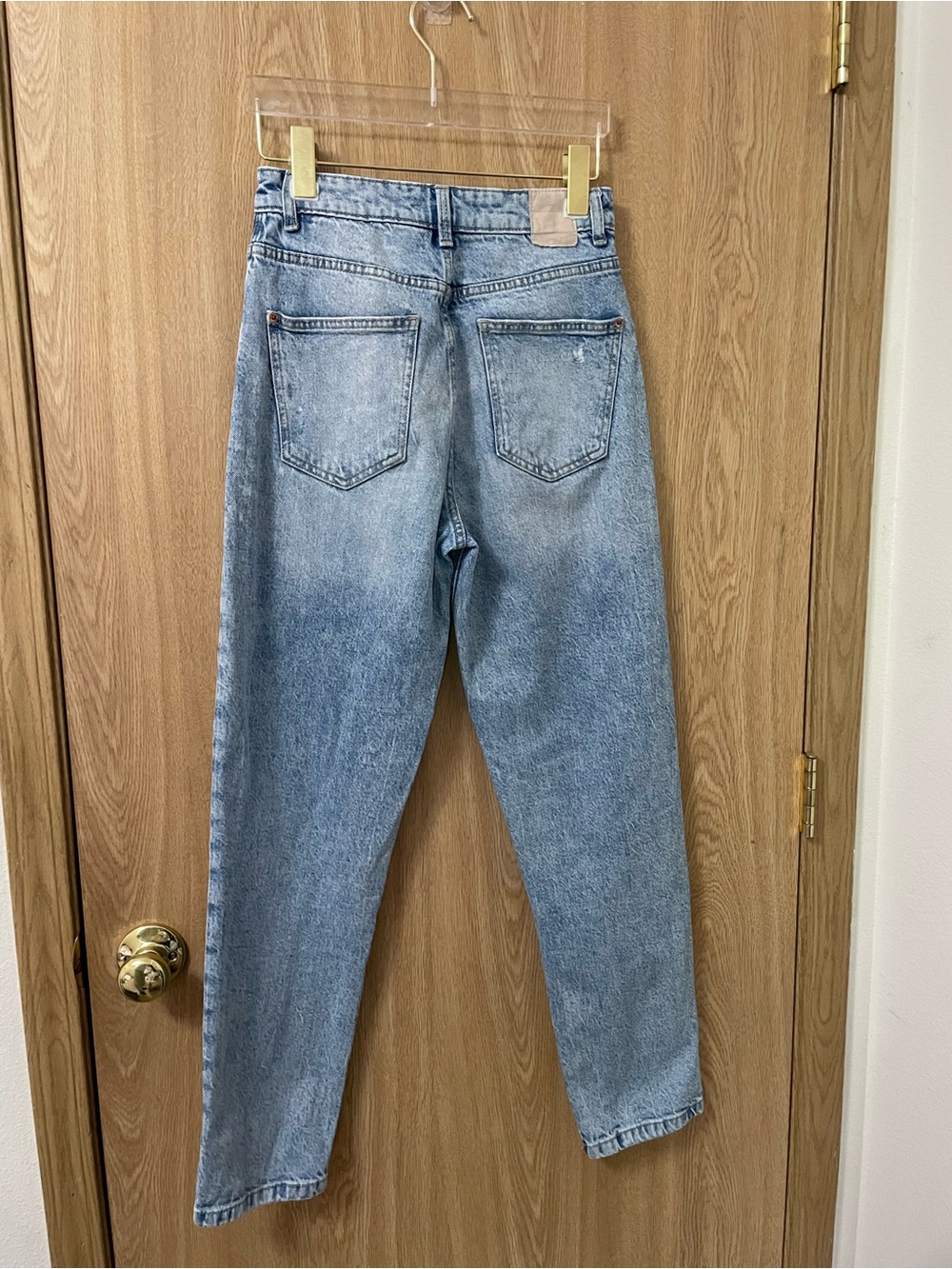 ZARA High Waisted Jeans 👖 - Picture 3 of 4